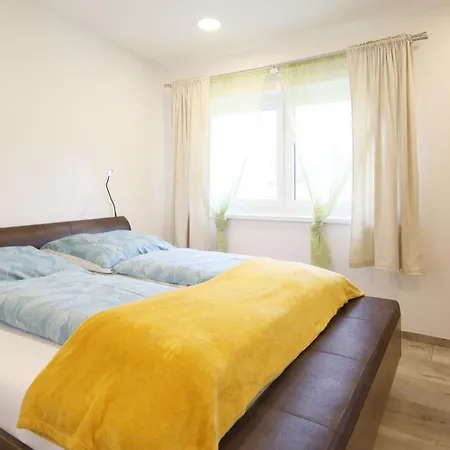 Haus Am Fischteich Apartament Feistritz ob Bleiburg