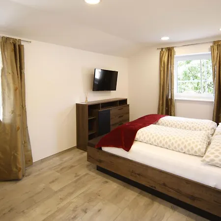 Haus Am Fischteich Apartament Feistritz ob Bleiburg